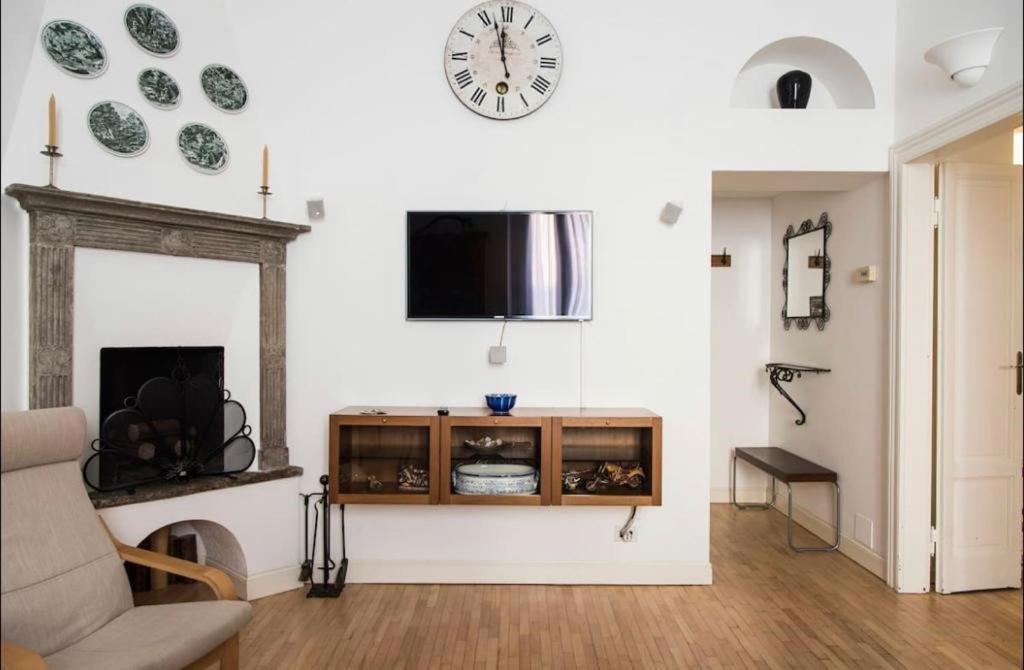 דירות מילאנו Joivy Classic Flat Near Basilica Di Sant'Ambrogio מראה חיצוני תמונה
